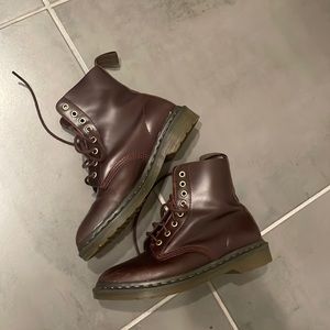 Original vintage Dr. Martens Sz 8M/10W